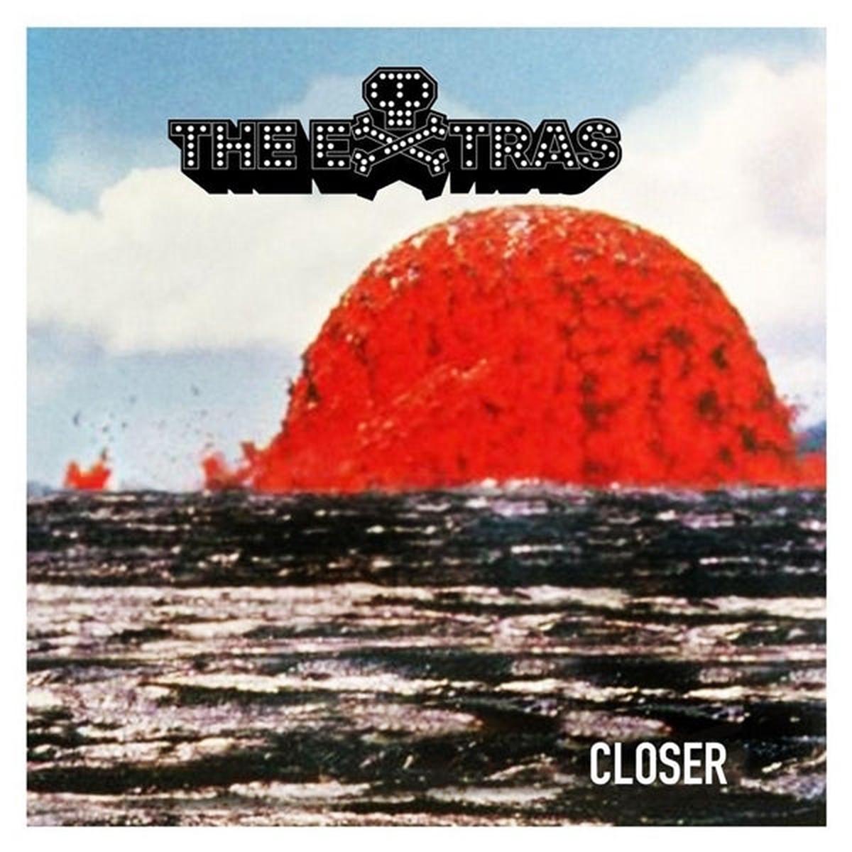Extras - Closer (LP)